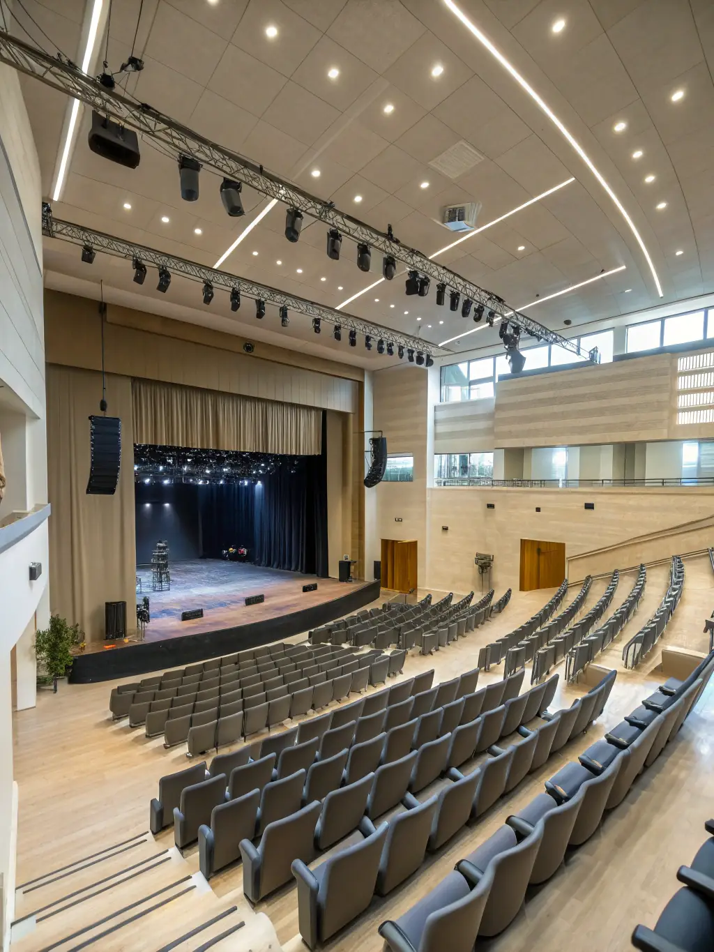 A modern interior shot of the Auditorium Comunale in San Benedetto del Tronto, highlighting its state-of-the-art facilities, for the Nutrimente Festival website.